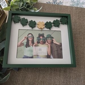 Green and Gold Shamrock Photo Frame